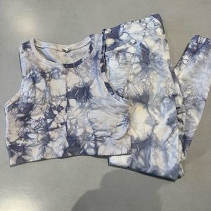 Aerie tie dye workout set